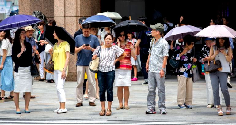 A Japanese Man Died Sunbathing in 90 Degree Heat and People Are Asking How