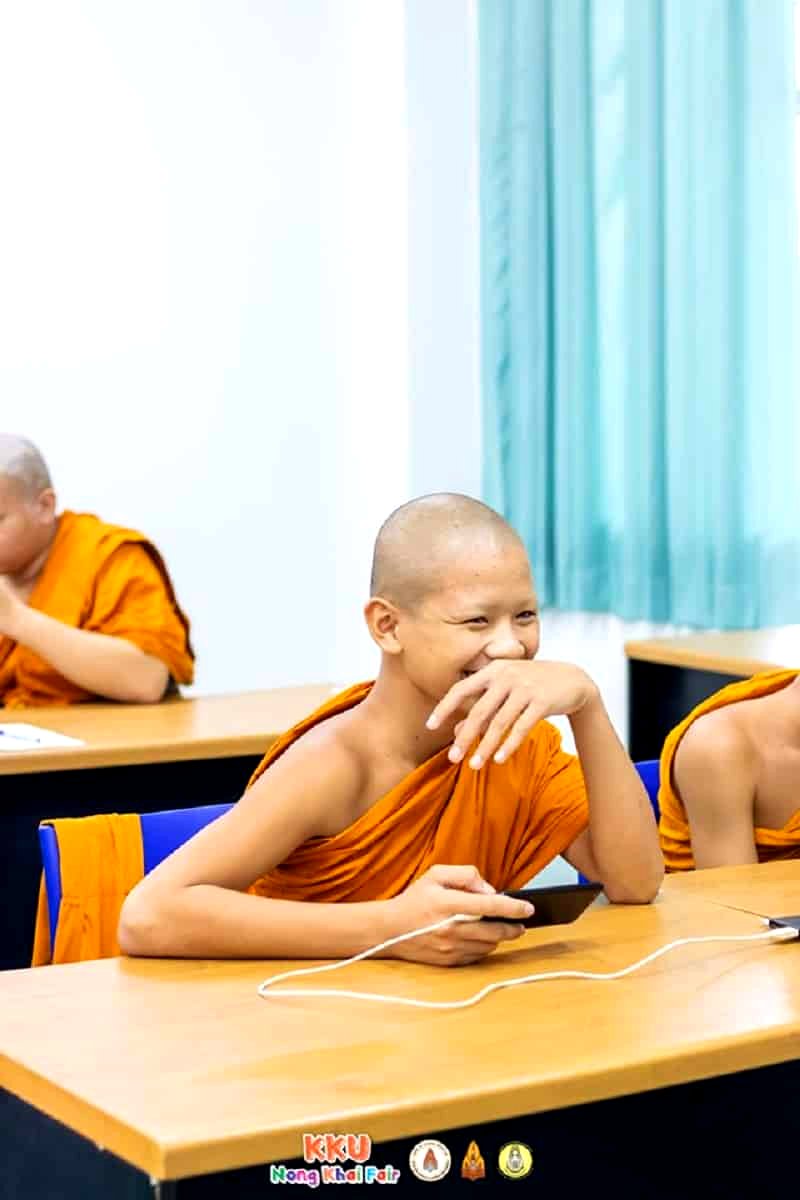 Three young novice monks from the Balee Sathit Suksa school were crowned as champions of an esports tournament for a mobile racing game in Thailand.