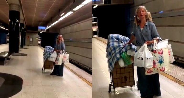 Koreatown Woman With Stunning Voice Serenades Passengers on Metro