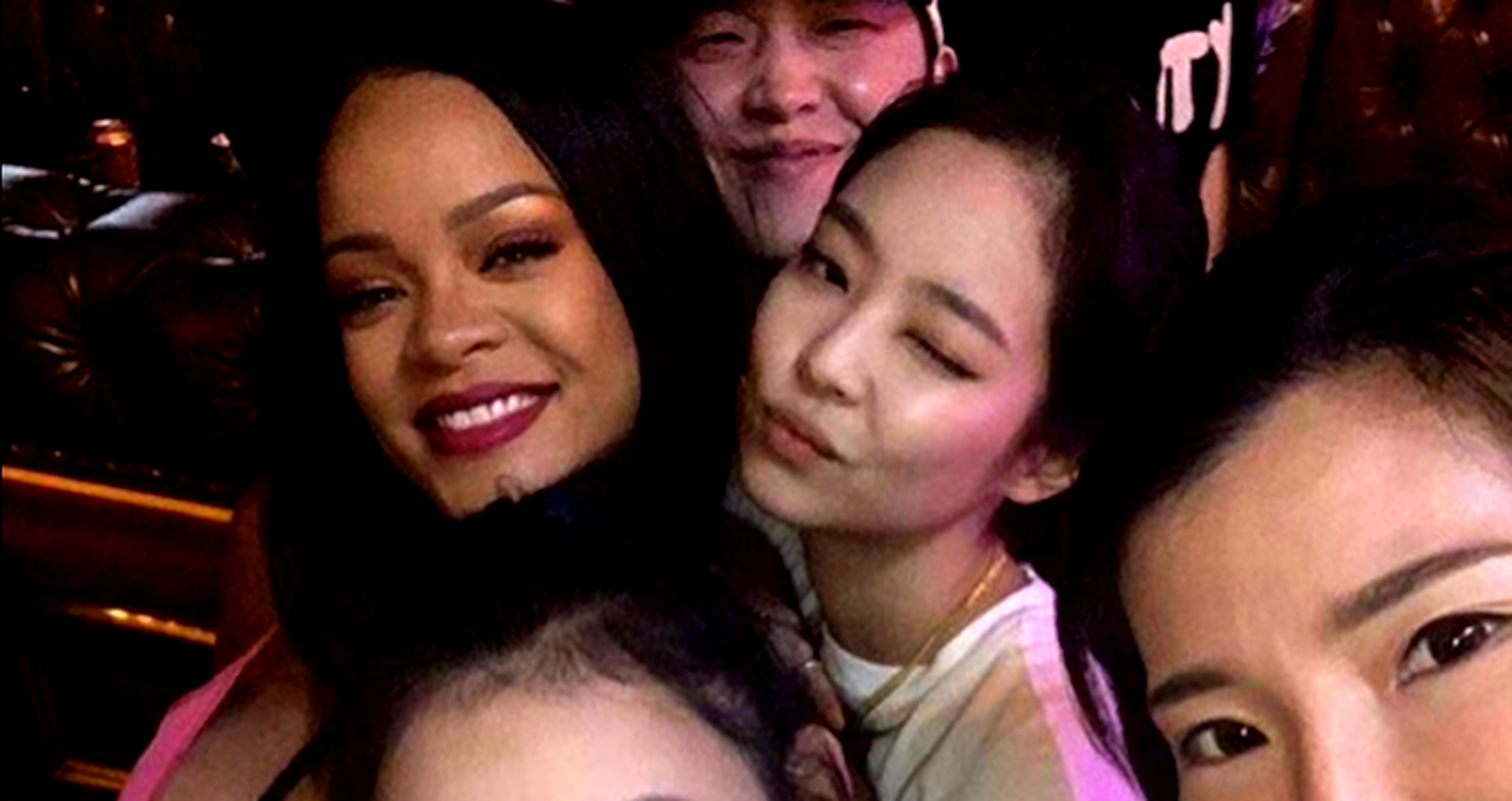 Rihanna Met BLACKPINK’s Jennie and Fans are Going Bonkers