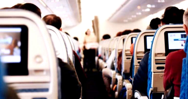 Man Demands to Be Served Only By a ‘White Girl’ on British Airways Flight