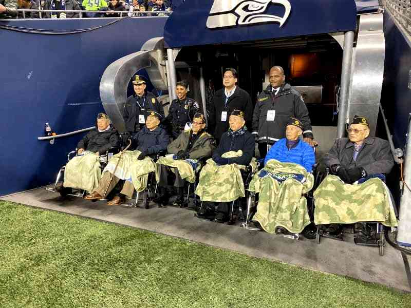 Six Chinese American World War II veterans were honored by the Seattle Seahawks in a game against the Minnesota Vikings (37-30) on Dec. 2.
