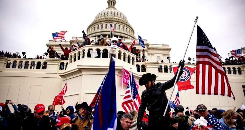 Asian American Police Officer From Texas Will Likely Face Charges for Rioting in the Capitol