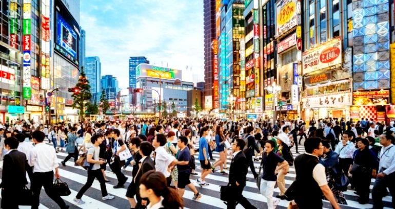 Japanese Politicians Are Pushing to Give Everyone 4-Day Work Weeks