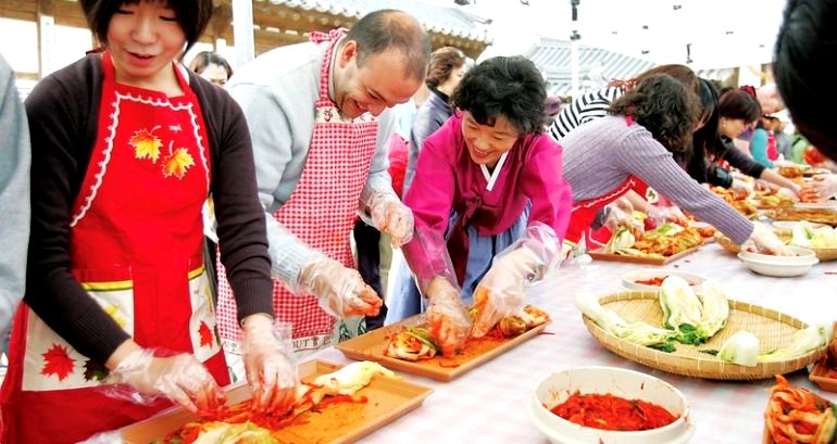 ‘Kimchi War’ the sequel: People in China dismiss South Korea’s push for new Chinese name for kimchi