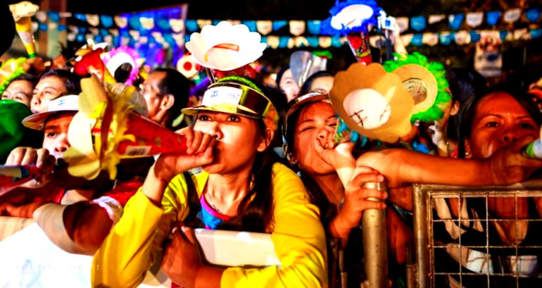 Polka dots, open windows and crisp bills — 5 quirky Filipino New Year traditions explained