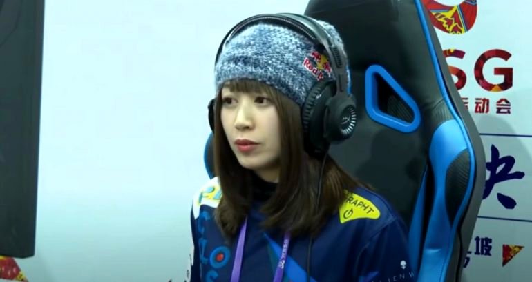 Japanese female pro gamer fired after saying men under 5 feet 7 inches tall ‘don’t have human rights’
