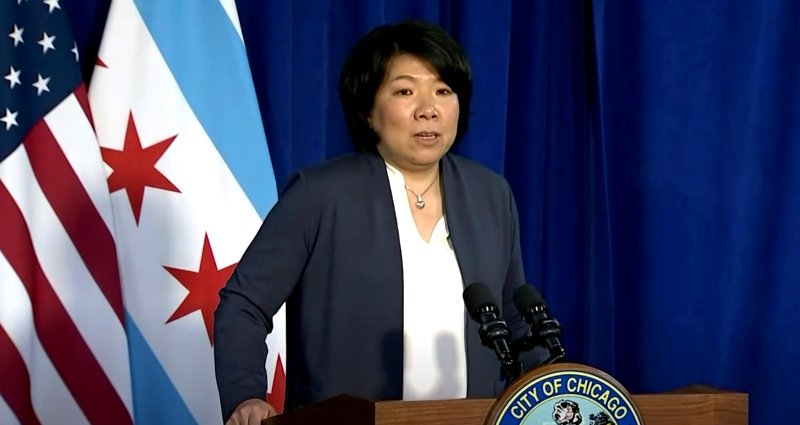Nicole Lee becomes the 1st Asian American woman to serve on Chicago City Council
