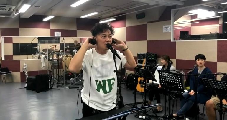Cantopop star Eason Chan ‘very stressed’ after a year of unemployment has him down to $3.8 million