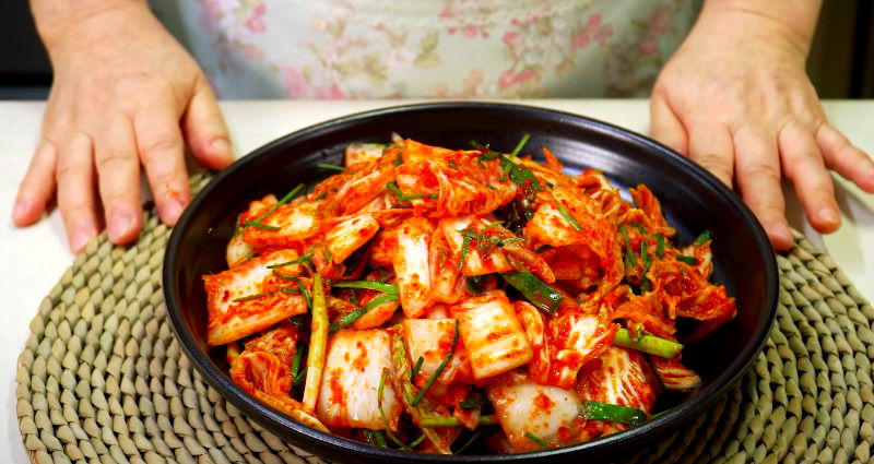 Korean food companies to produce less spicy, ‘mild kimchi’ for Western tastebuds