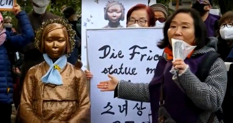 Japanese PM Kishida asked German Chancellor Scholz to remove comfort women statue in Berlin