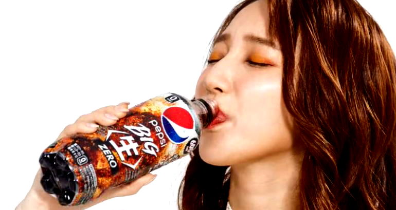 Pepsi Japan releases new cola formulated to taste best when paired with karaage fried chicken