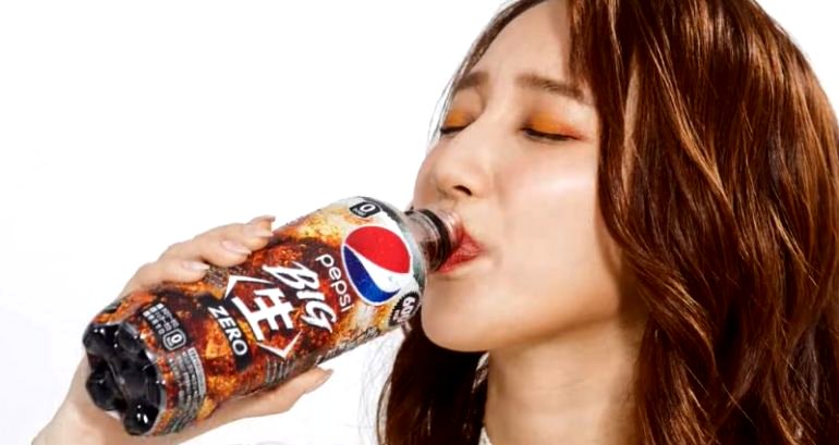 Pepsi Japan releases new cola formulated to taste best when paired with karaage fried chicken
