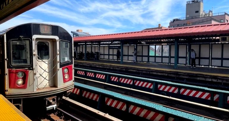 Filipino health worker made NYC train passenger who spat on her ‘see stars’: PH consul general