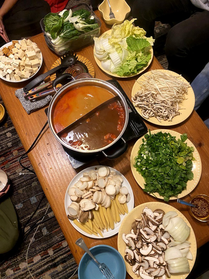 How to host a dinner party - Elizabeth prepares a fancy Thai Grill and Hot  Pot Dinner 