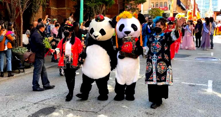 SF Chinatown attracts nearly 40,000 visitors during Autumn Moon Festival celebration