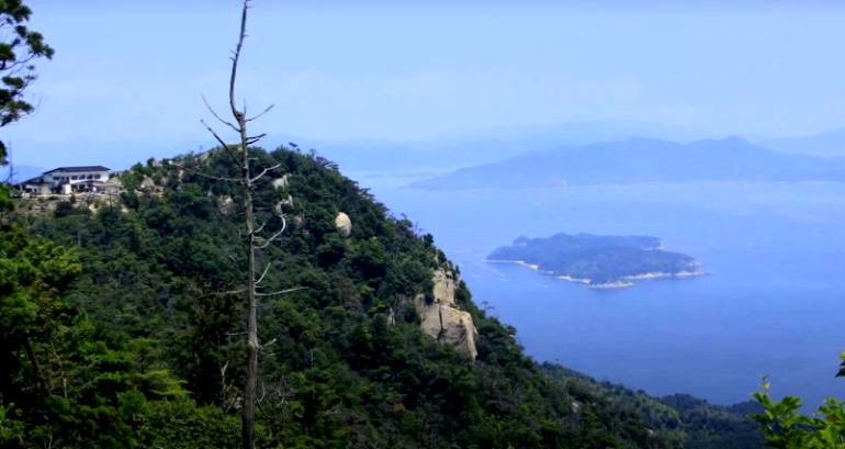 Japanese hikers survive 10 days lost in the wilderness — immediately apologize for ‘causing trouble’ upon rescue