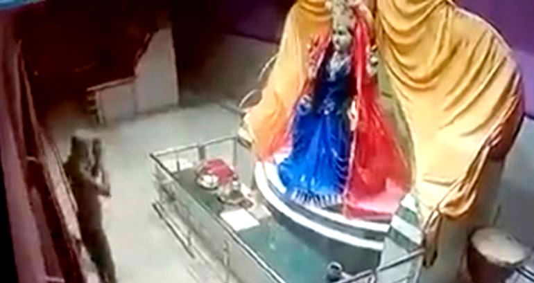 CCTV captures man making sure to pray to goddess before stealing temple’s donation box in India