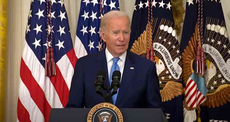 Biden signs order to block Chinese investment in US tech