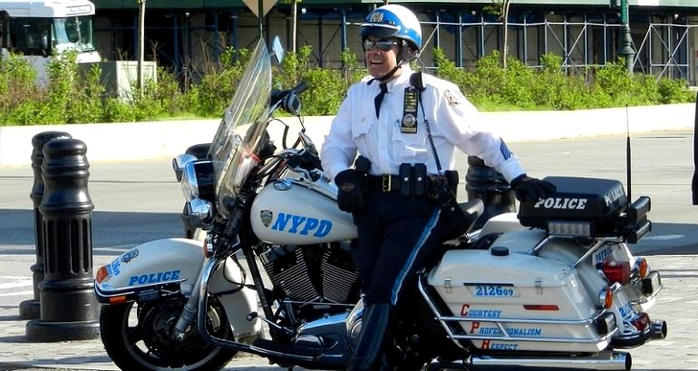 Retired Asian captains sue NYPD over alleged promotion bias