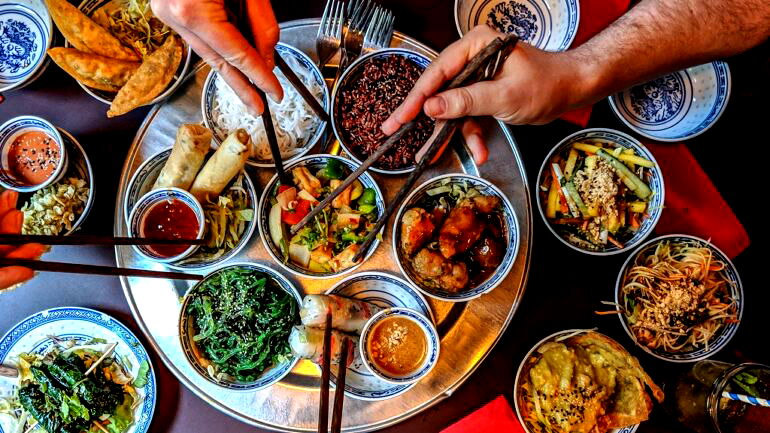 Twitter users criticize list of top food destinations for ranking US over China, Thailand