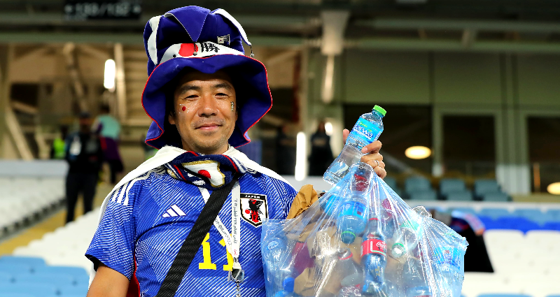 Japanese fans clean World Cup stadium one last time after loss to Croatia