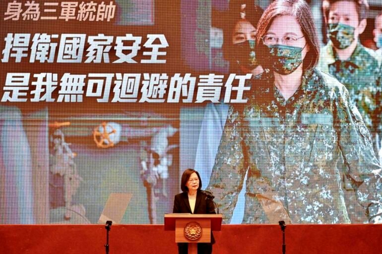 Taiwan’s military to allow women in reservist training for first time amid China threat