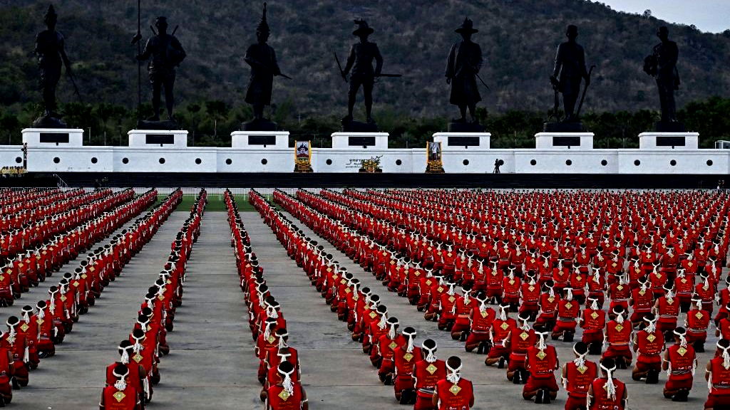 Thai cadets perform record-breaking Muay Thai ‘wai khru’ ceremony