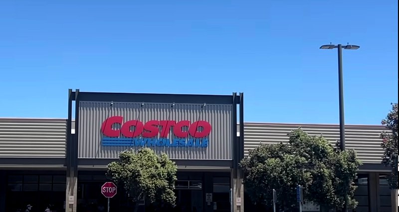 A Costco food court’s new menu item is raising eyebrows for its price