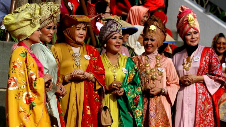 5 Southeast Asian countries unite to nominate kebaya for UNESCO Intangible Heritage List