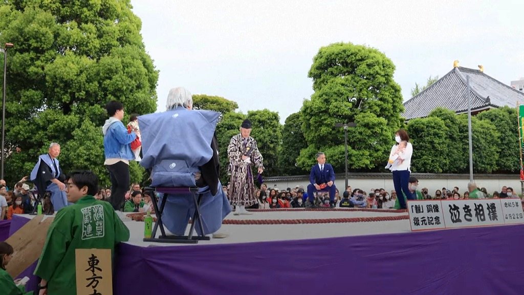 Babies battle it out in 1-on-1 crying matches during Japanese traditional festival