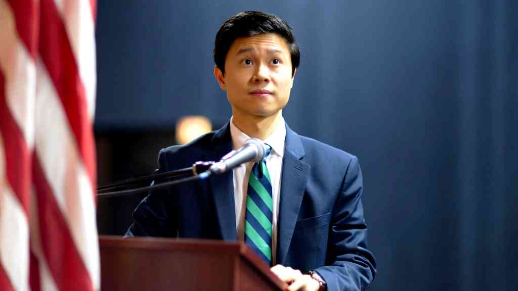 How being ‘left behind’ led Hoan Huynh to become the first refugee, Vietnamese American elected to state office in Illinois