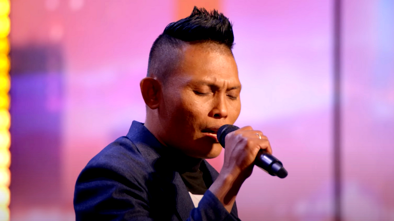 Watch: Filipino fisherman gives soul-stirring performance on 'America's ...