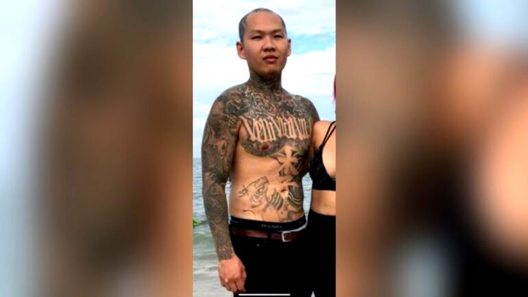 US Marshals believe fugitive wanted for stabbing may be working as tattoo artist in Las Vegas