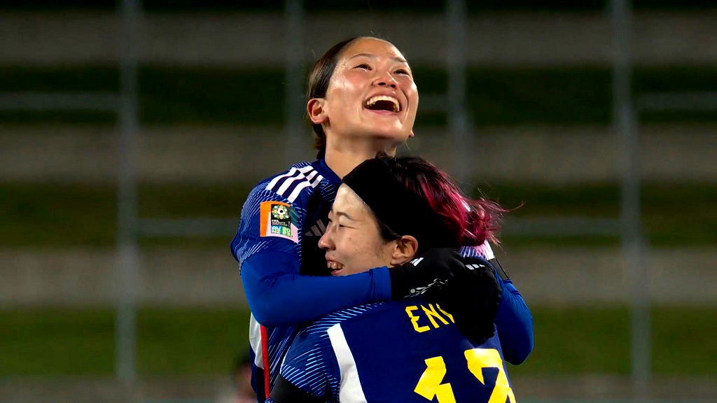 Japan’s Women’s World Cup team cleans stadium, leaves note after opening victory