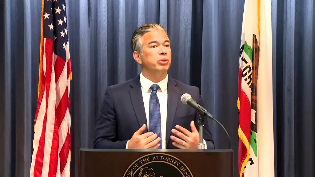 California attorney general apologizes for agency’s role in WWII incarceration of Japanese Americans