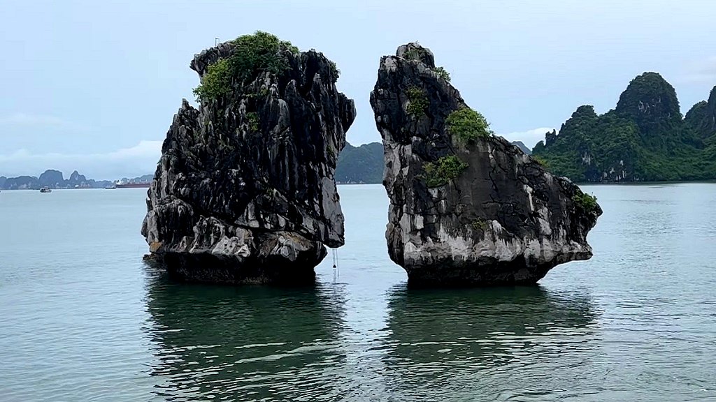 Vietnam’s iconic ‘Kissing Rocks’ at risk of collapse, experts warn