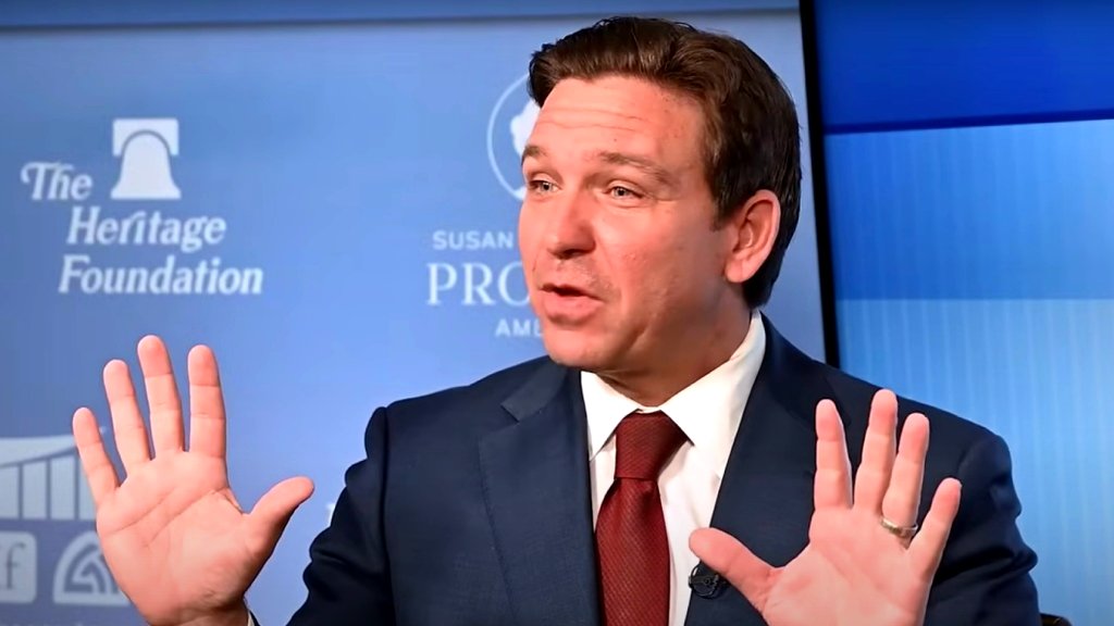 Florida Gov. Ron DeSantis introduces portal for Chinese citizens to register property