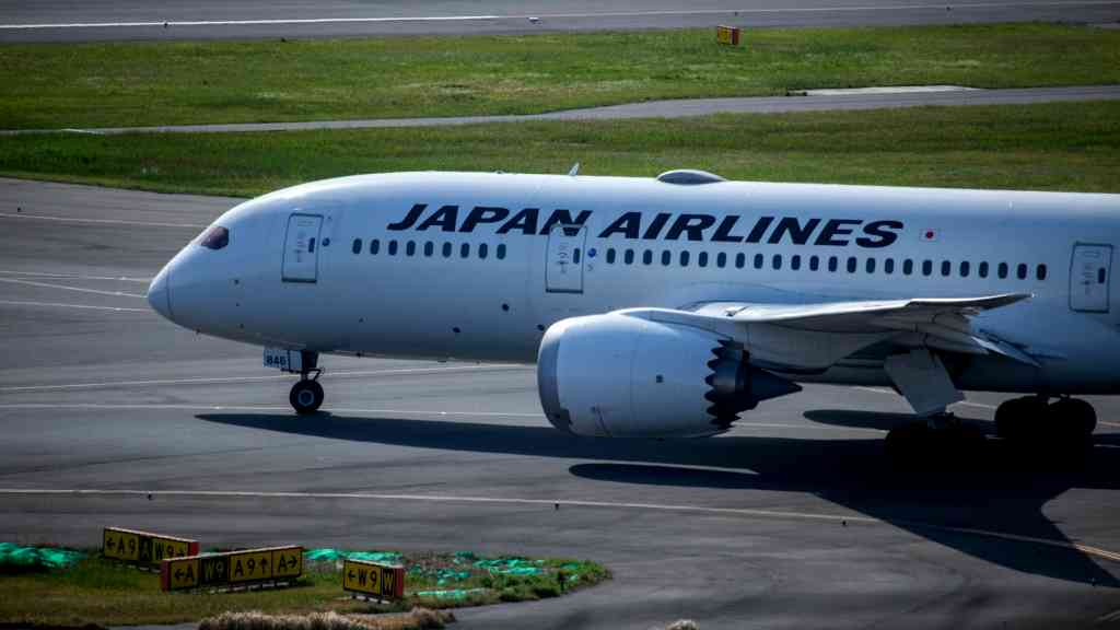 Japan Airlines flight canceled after pilot gets drunk in Dallas