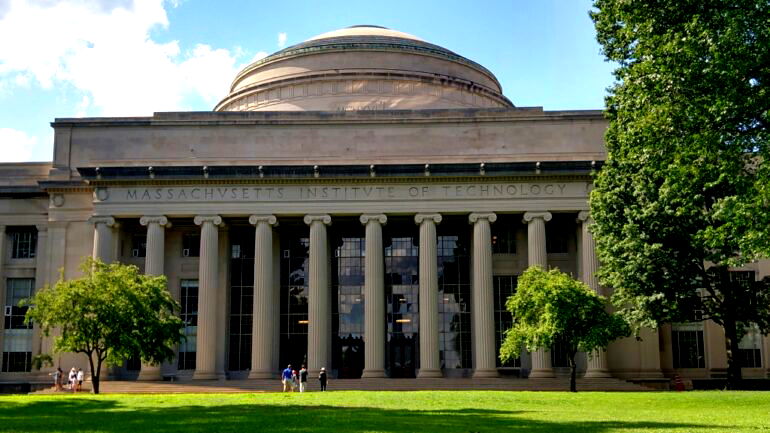 MIT sees rise in Asian American students after SCOTUS affirmative action ruling