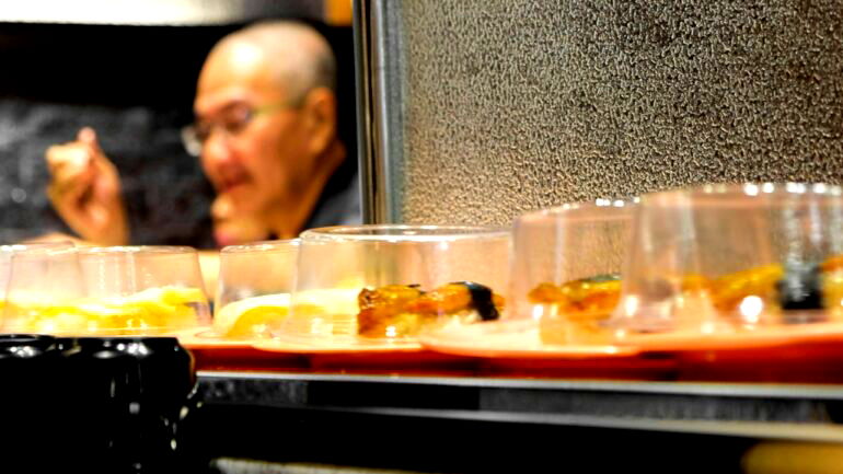 Most Japanese diners prefer conveyor belt sushi restaurants, survey reveals