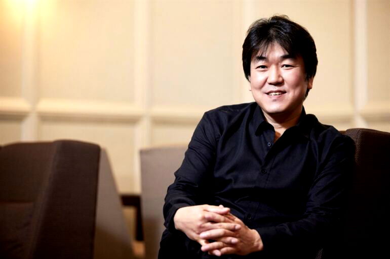 Legendary Korean actor Yoon Je-moon joins the cast of ‘Stem,’ a film inspired by a real-life scientific scandal.