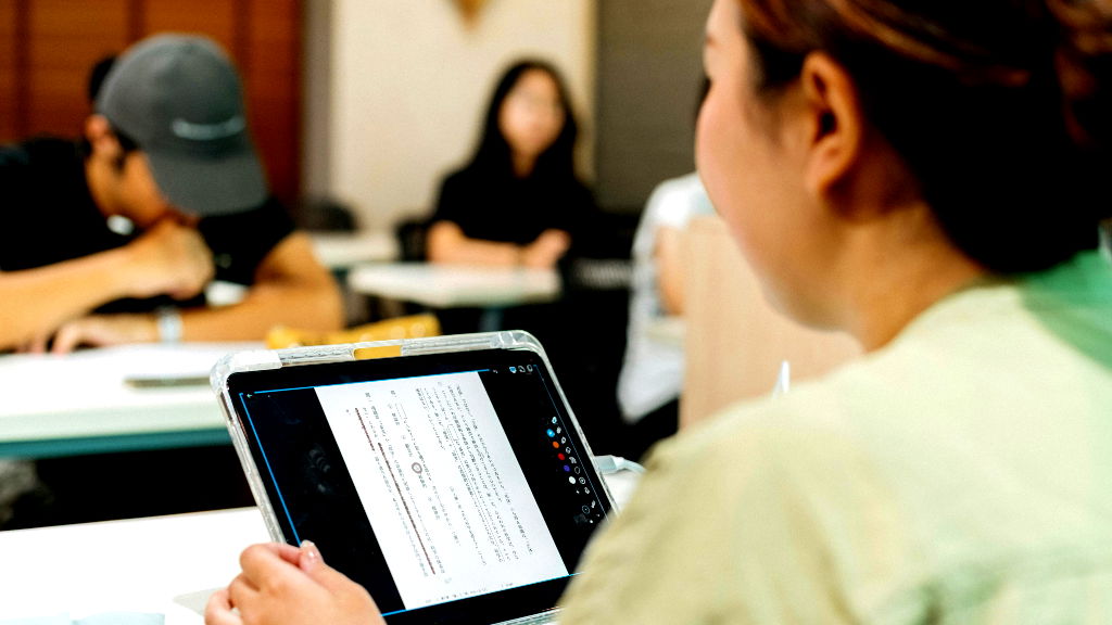 College closures loom as international students avoid US