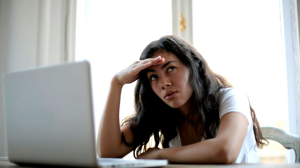 1 in 4 Gen Z workers regret college, survey finds