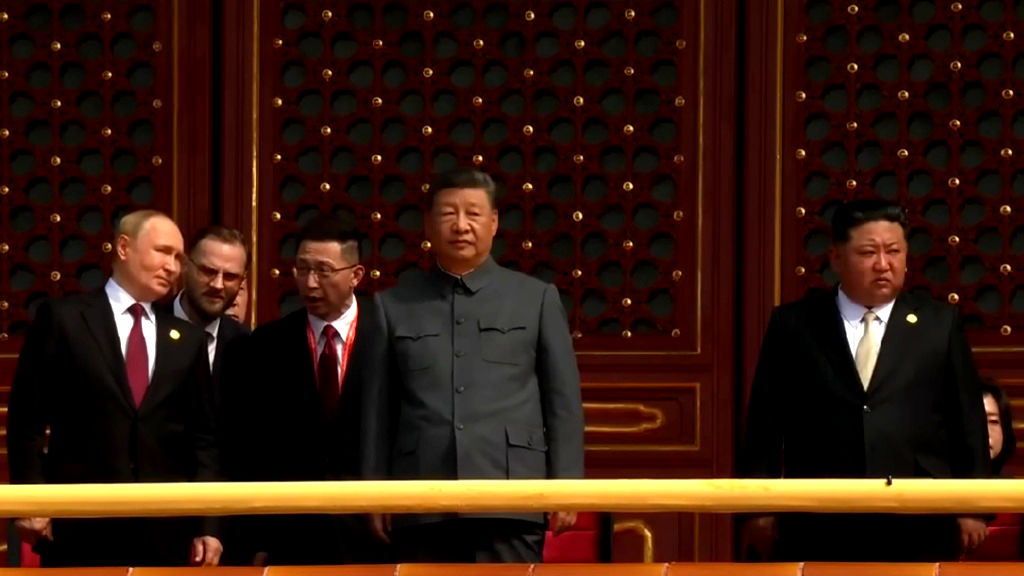 Hot mic captures Xi and Putin discussing living to age 150