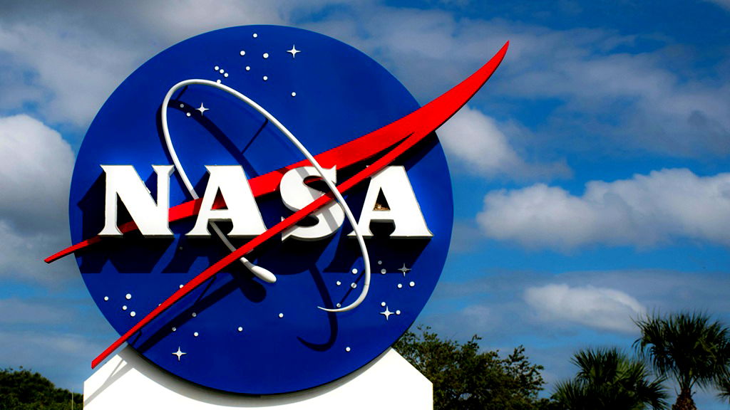 NASA restricts Chinese nationals from space programs